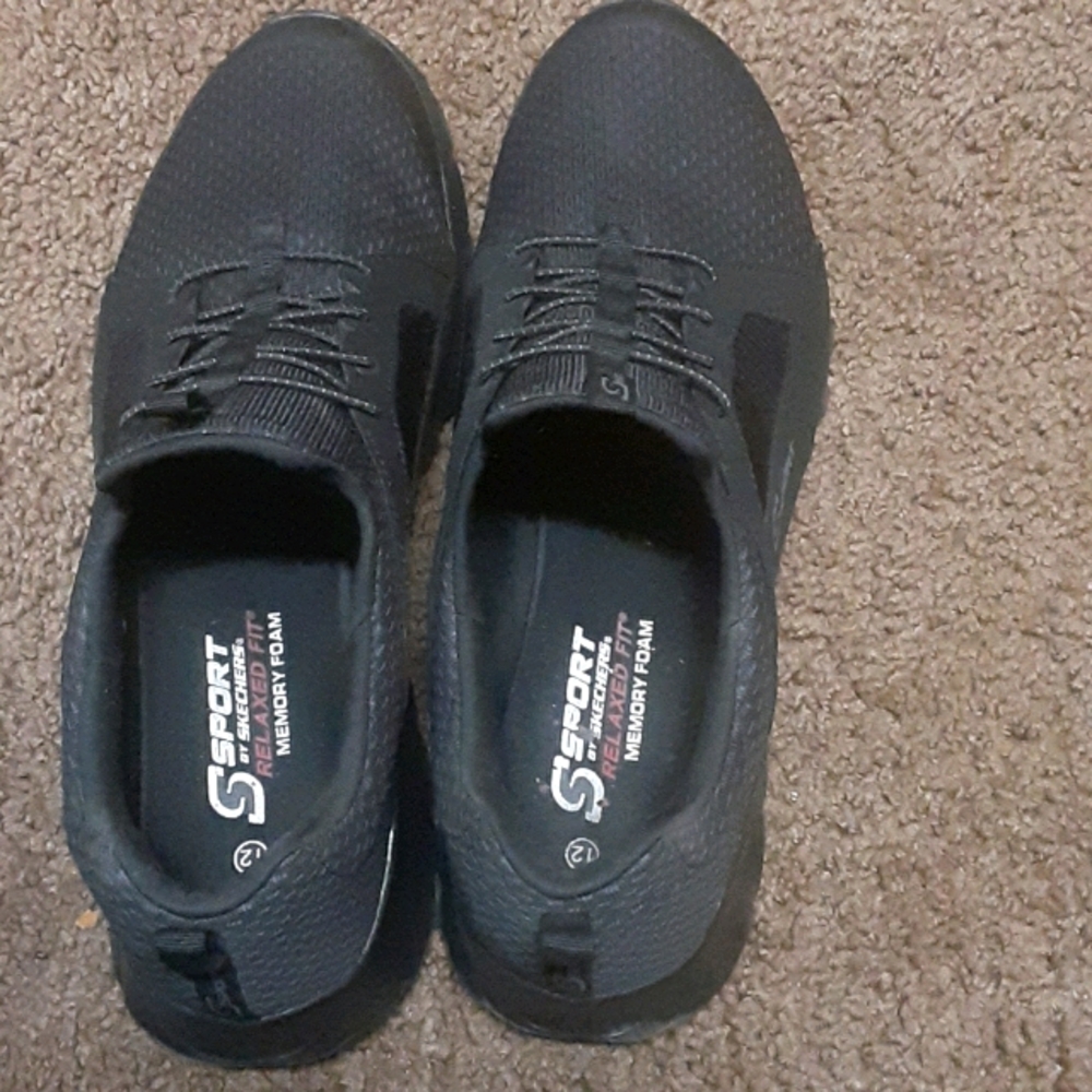Skechers memory foam sneakers